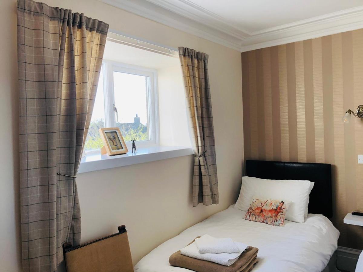 The Aberdeen Arms Hotel Tarves المظهر الخارجي الصورة